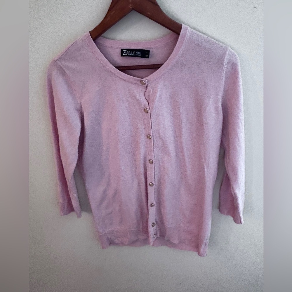 New York and Company Cardigan pink No flaws Size: Medium
